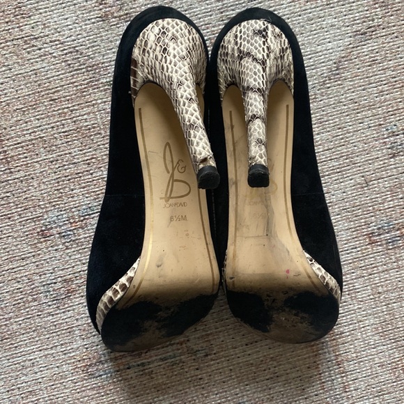 Joan and David black, leather suede heals 6.5 - Picture 3 of 3